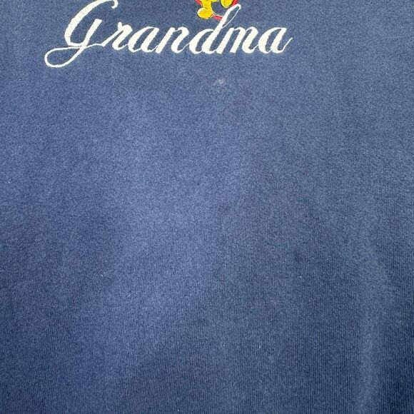 Vintage Fruit of the Loom Winnie the Pooh Best Grandma Crew Neck - Size XL - Picture 7 of 8